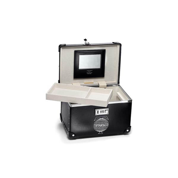 ティファニー 偽物GLOBE-TROTTER コラボ バニティケース